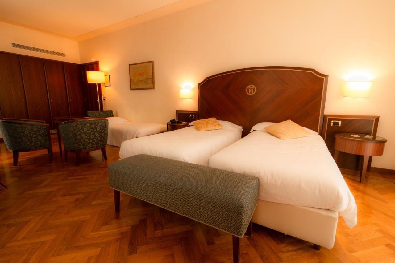 Hotel Alla Torre กัสเตลฟรันโก เวเนโต ภายนอก รูปภาพ