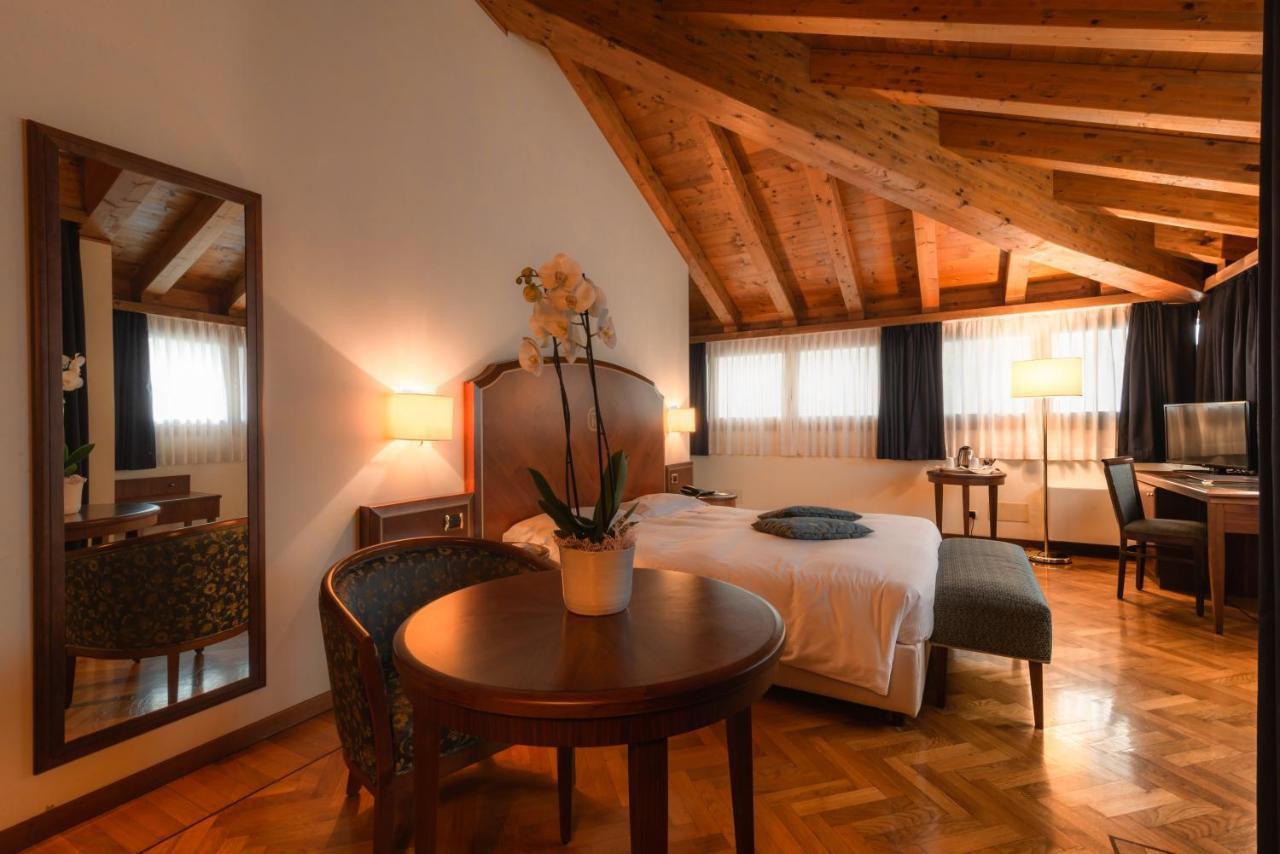 Hotel Alla Torre กัสเตลฟรันโก เวเนโต ภายนอก รูปภาพ