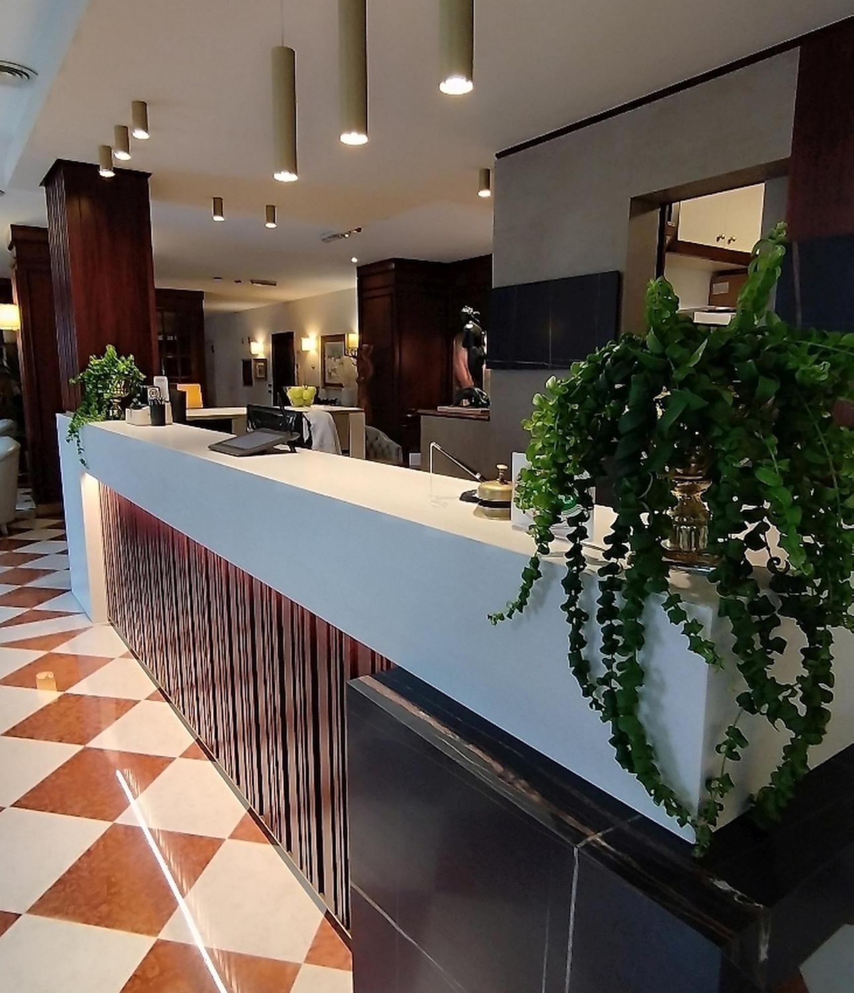 Hotel Alla Torre กัสเตลฟรันโก เวเนโต ภายนอก รูปภาพ